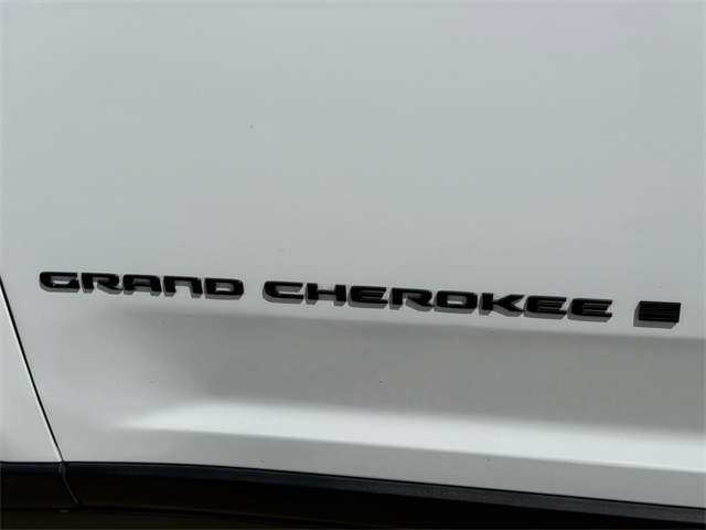Thumbnail: 2024 Jeep Grand Cherokee L - 7