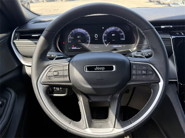 Thumbnail: 2024 Jeep Grand Cherokee L - 14