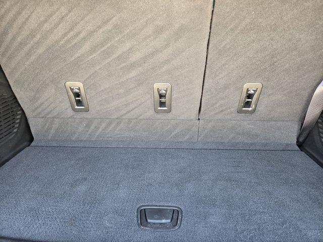 Thumbnail: 2022 Chevrolet Tahoe - 7