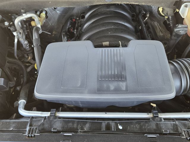 Thumbnail: 2022 Chevrolet Tahoe - 9