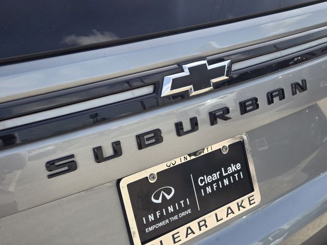 Thumbnail: 2023 Chevrolet Suburban - 7