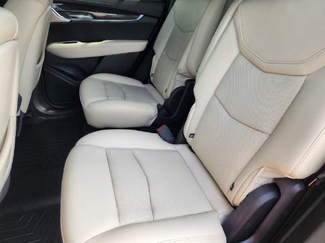 Thumbnail: 2023 Cadillac XT6 - 20