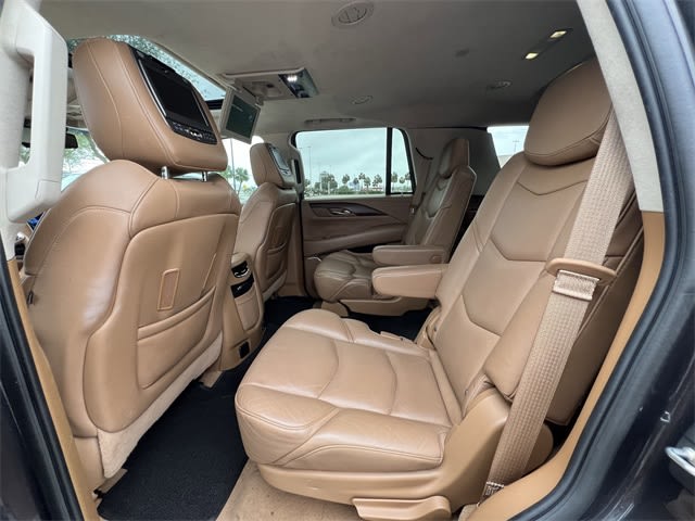 2016 Cadillac Escalade Platinum 11