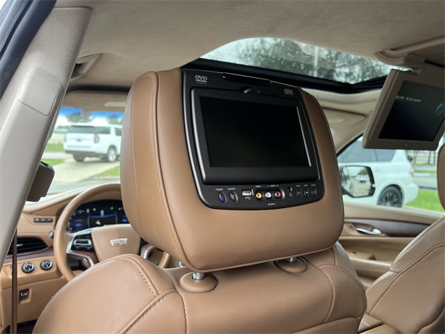 2016 Cadillac Escalade Platinum 26