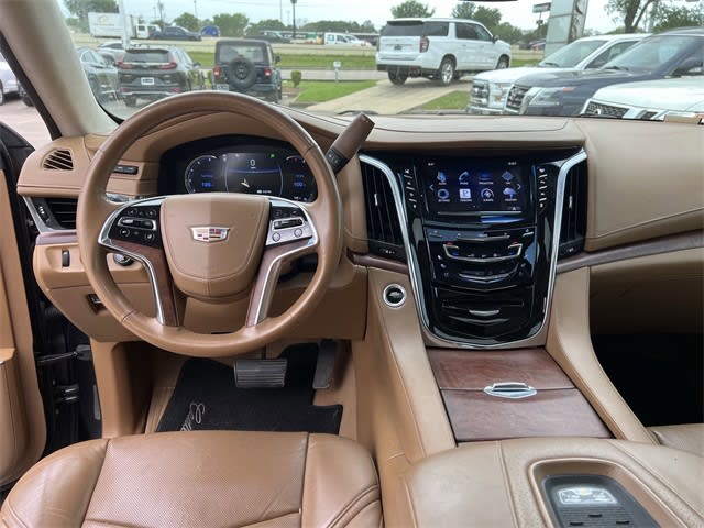 2016 Cadillac Escalade Platinum 2