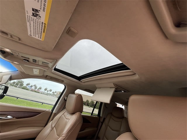 2016 Cadillac Escalade Platinum 28