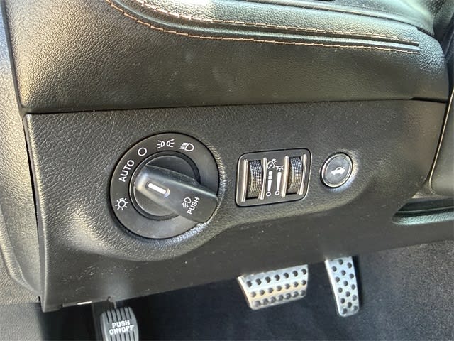 Thumbnail: 2020 Dodge Challenger - 25