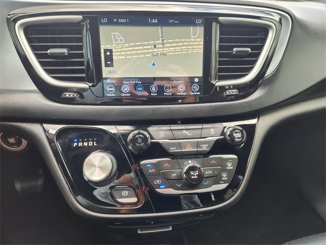 Thumbnail: 2020 Chrysler Pacifica - 14