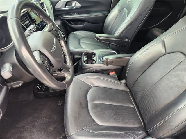 Thumbnail: 2020 Chrysler Pacifica - 12