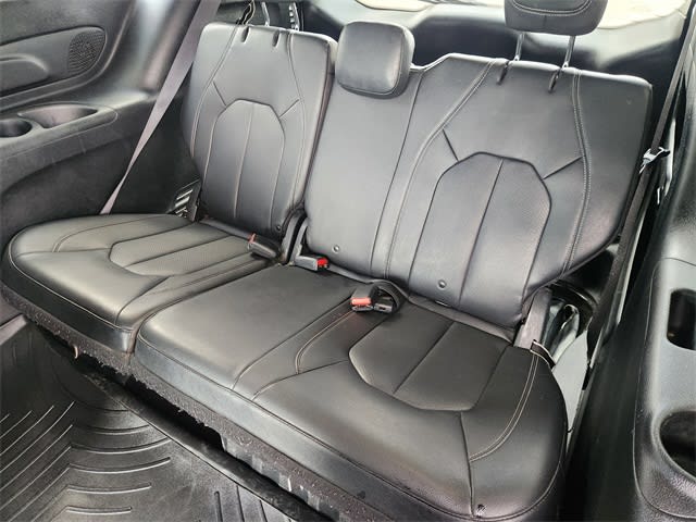 Thumbnail: 2020 Chrysler Pacifica - 22