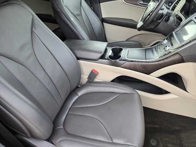 Thumbnail: 2020 Lincoln Nautilus - 20
