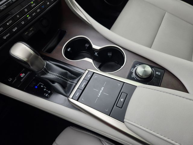 Thumbnail: 2021 Lexus RX - 15