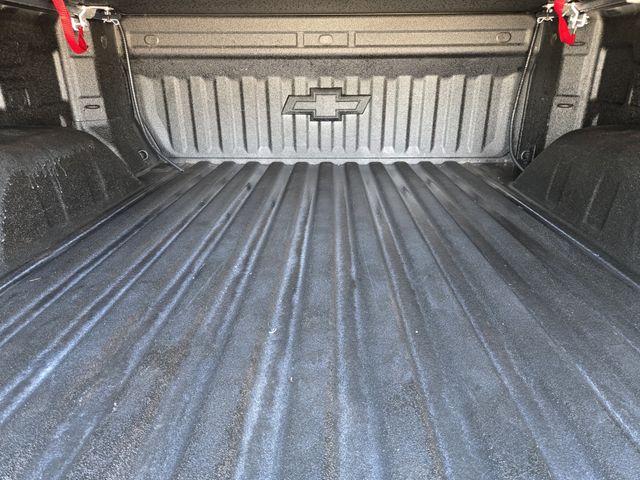 Thumbnail: 2020 Chevrolet Silverado 1500 - 17