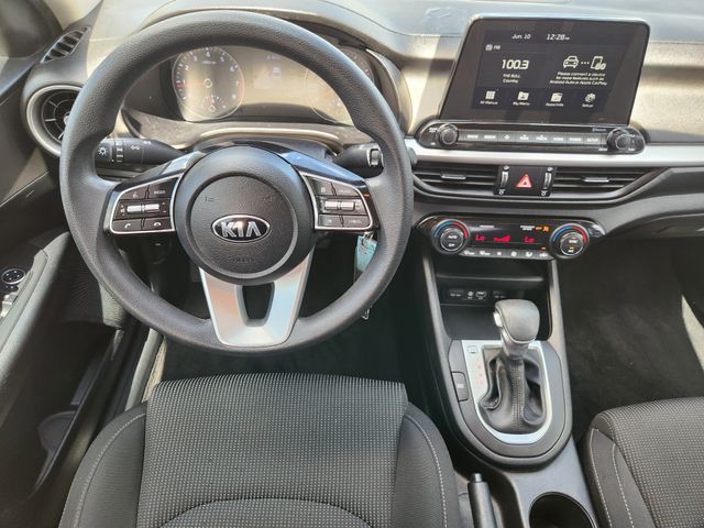 Thumbnail: 2019 Kia Forte - 14