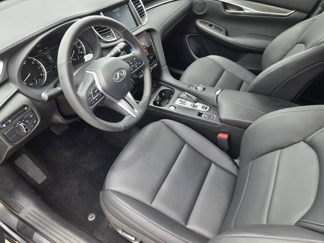 Thumbnail: 2025 INFINITI QX50 - 11