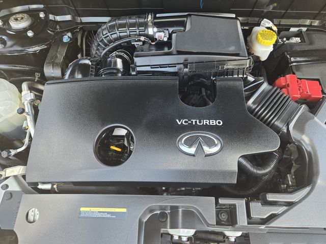 Thumbnail: 2023 INFINITI QX50 - 9