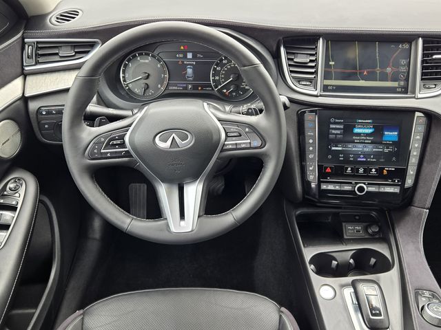 Thumbnail: 2023 INFINITI QX50 - 10