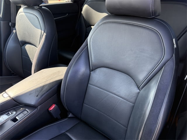 Thumbnail: 2023 INFINITI QX50 - 10