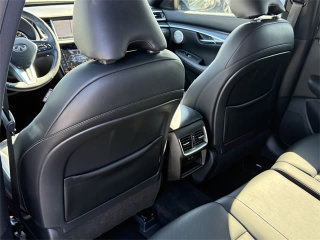 Thumbnail: 2023 INFINITI QX50 - 21