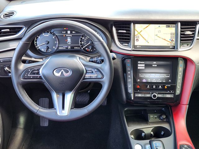 Thumbnail: 2023 INFINITI QX50 - 10