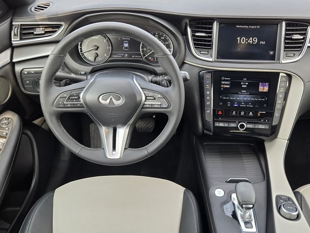 Thumbnail: 2023 INFINITI QX55 - 10