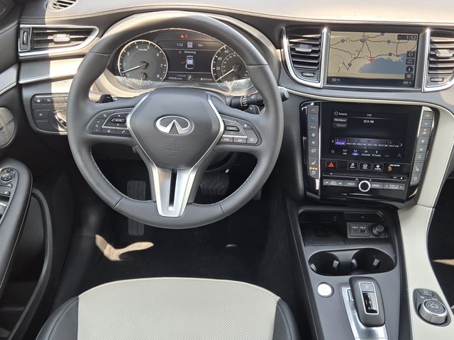 Thumbnail: 2024 INFINITI QX55 - 10