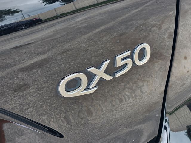 Thumbnail: 2020 INFINITI QX50 - 7