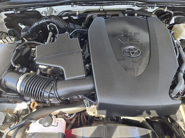Thumbnail: 2022 Toyota Tacoma - 9