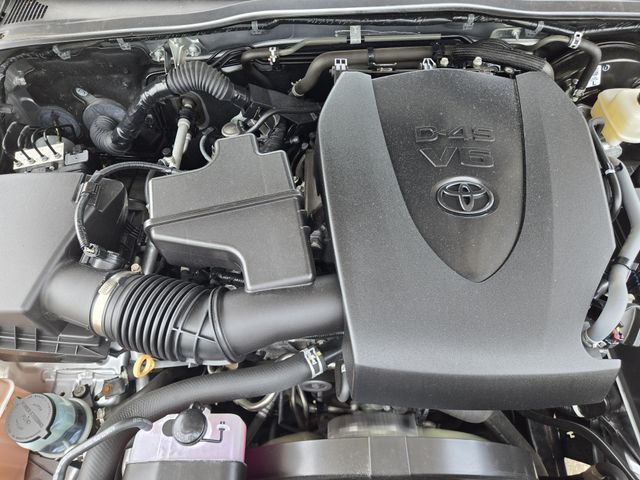 Thumbnail: 2023 Toyota Tacoma - 9