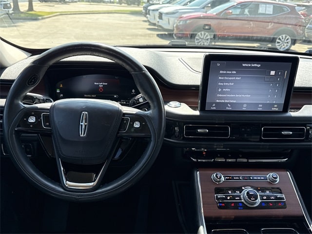 Thumbnail: 2023 Lincoln Aviator - 13