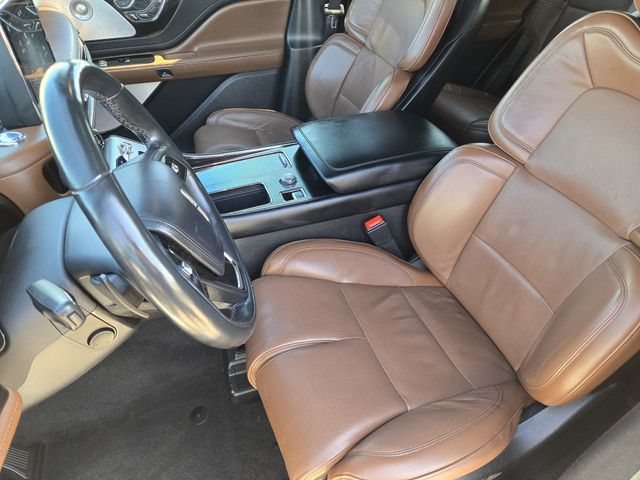 Thumbnail: 2023 Lincoln Aviator - 12