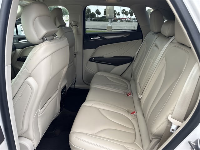 Thumbnail: 2019 Lincoln MKC - 12