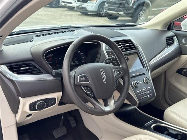 Thumbnail: 2019 Lincoln MKC - 2