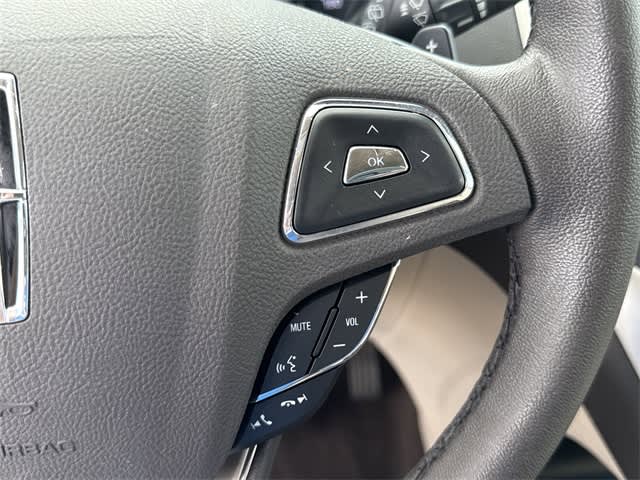Thumbnail: 2019 Lincoln MKC - 22
