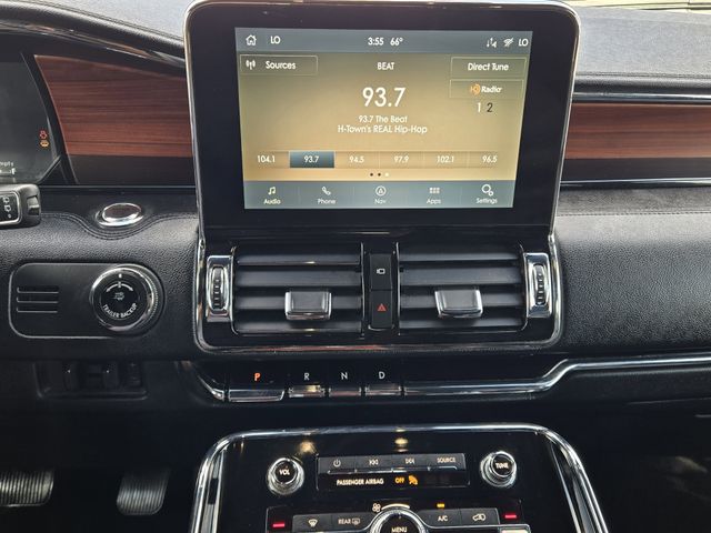 Thumbnail: 2021 Lincoln Navigator - 15