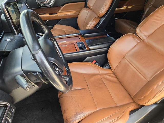 Thumbnail: 2018 Lincoln Navigator L - 12