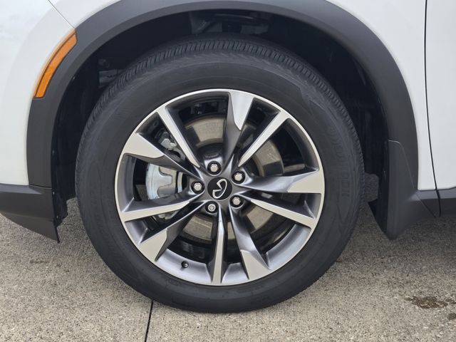 Thumbnail: 2026 INFINITI QX60 - 8