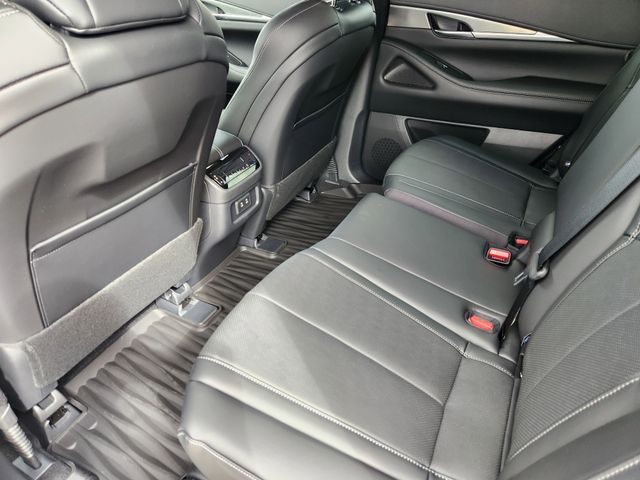 Thumbnail: 2026 INFINITI QX60 - 13