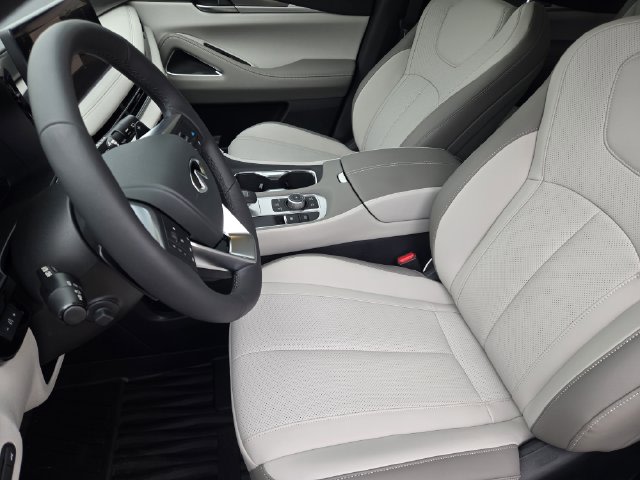 Thumbnail: 2027 INFINITI QX60 - 11