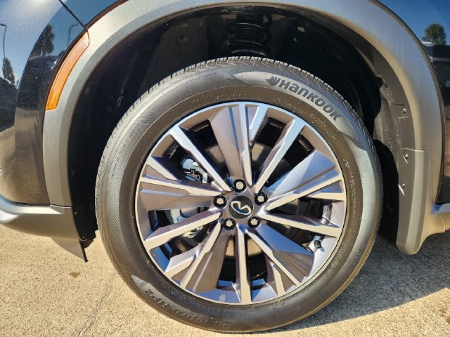Thumbnail: 2027 INFINITI QX60 - 8