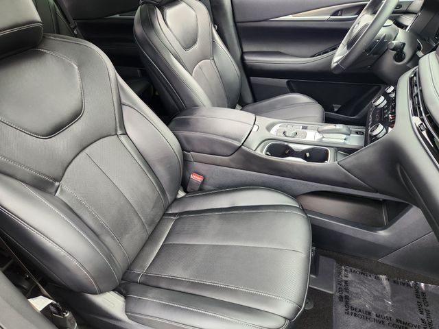 Thumbnail: 2027 INFINITI QX60 - 21
