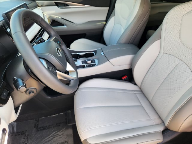 Thumbnail: 2027 INFINITI QX60 - 11