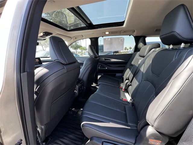 2025 INFINITI QX60 Luxe 12