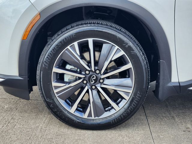 Thumbnail: 2026 INFINITI QX60 - 8