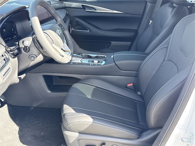 Thumbnail: 2026 INFINITI QX60 - 10