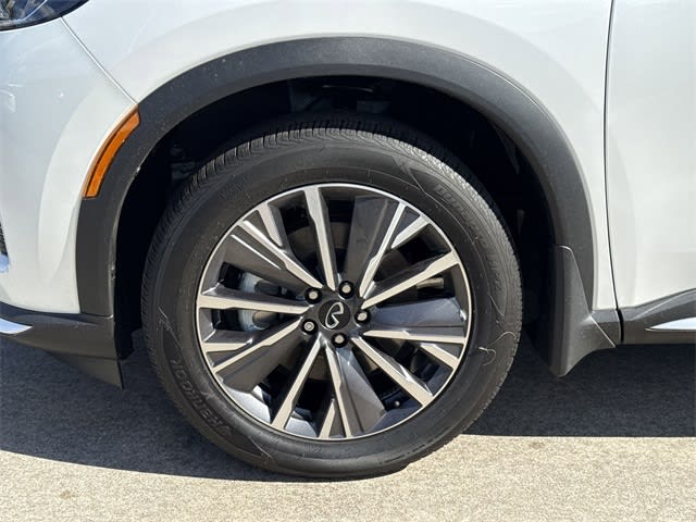 Thumbnail: 2026 INFINITI QX60 - 8