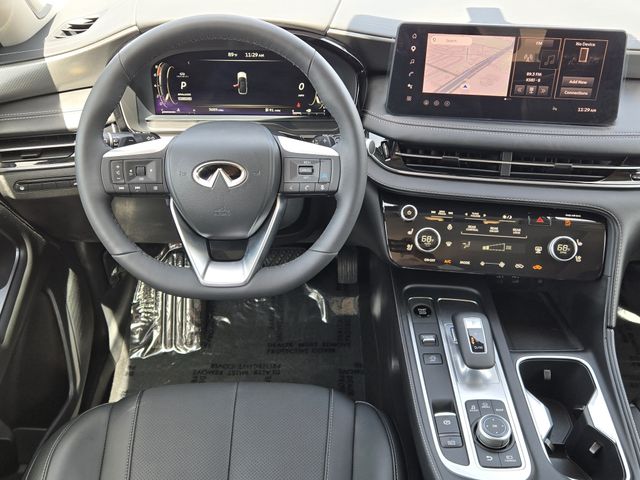 Thumbnail: 2026 INFINITI QX60 - 10