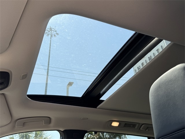 Thumbnail: 2026 INFINITI QX60 - 28