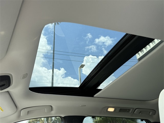 Thumbnail: 2026 INFINITI QX60 - 26