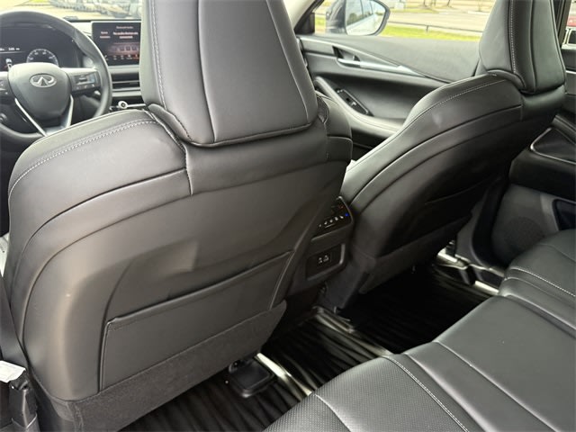 Thumbnail: 2025 INFINITI QX60 - 21